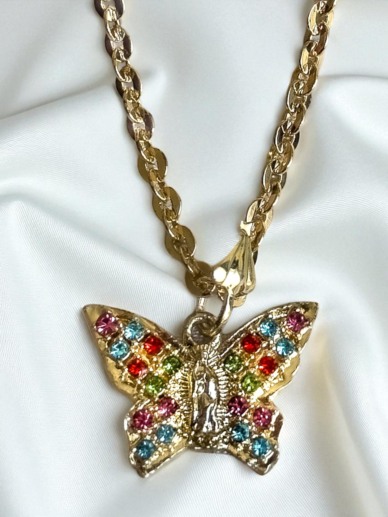 Collar Virgen Mariposa Multicolor