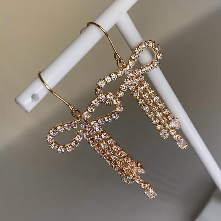 Aretes Largos Moño De Cristal