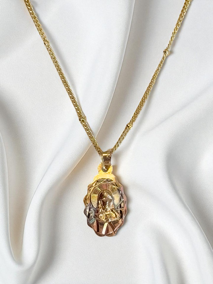 Collar del Sagrado Corazón de Jesús Ondulado 3 Oros