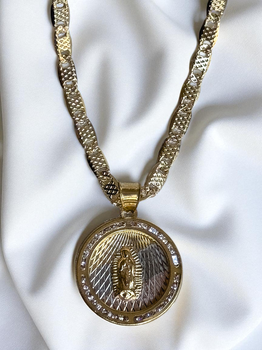 Collar con Virgencita Circular Grande