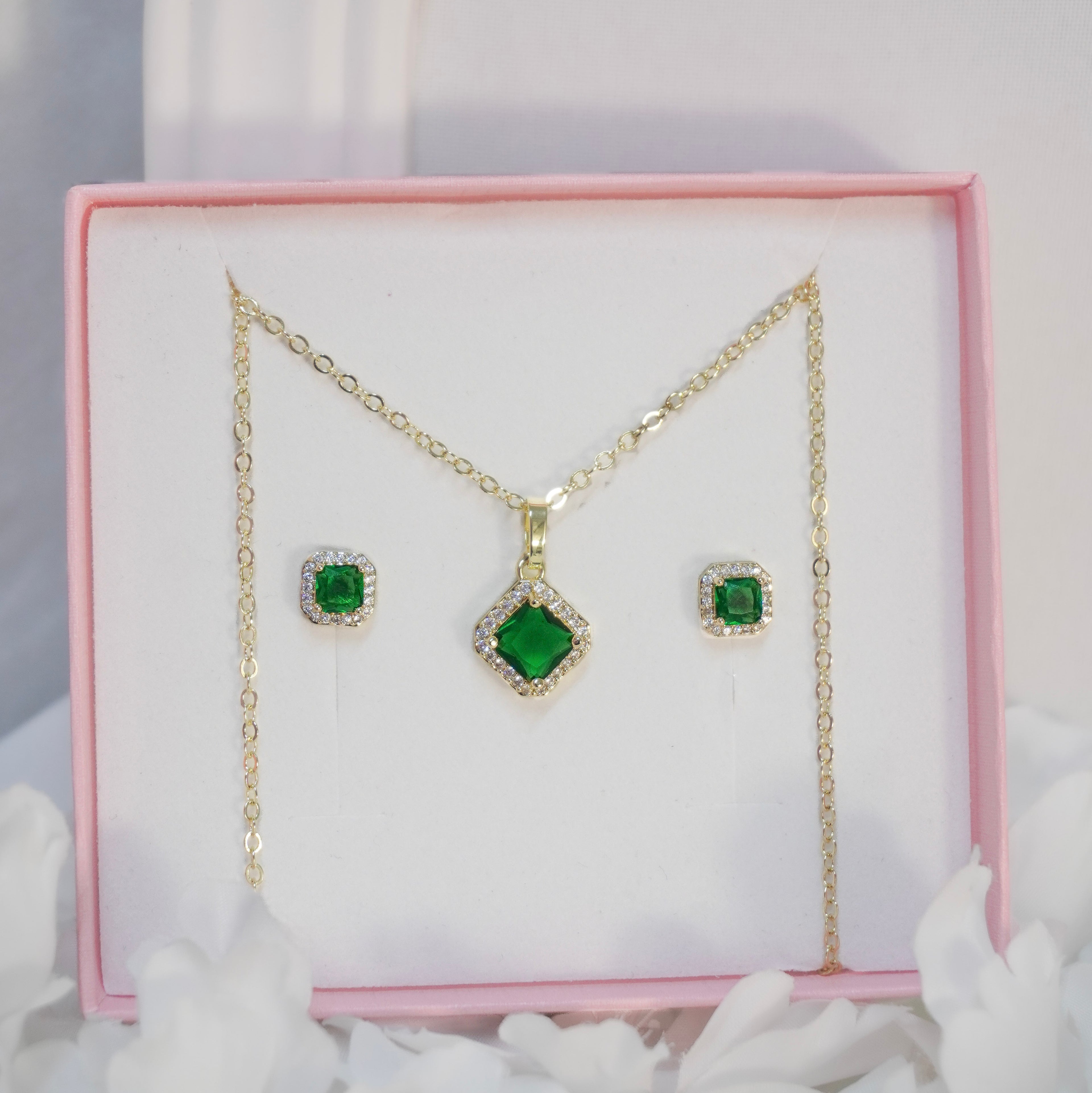 Juego Rombo Esmeralda con Aretes