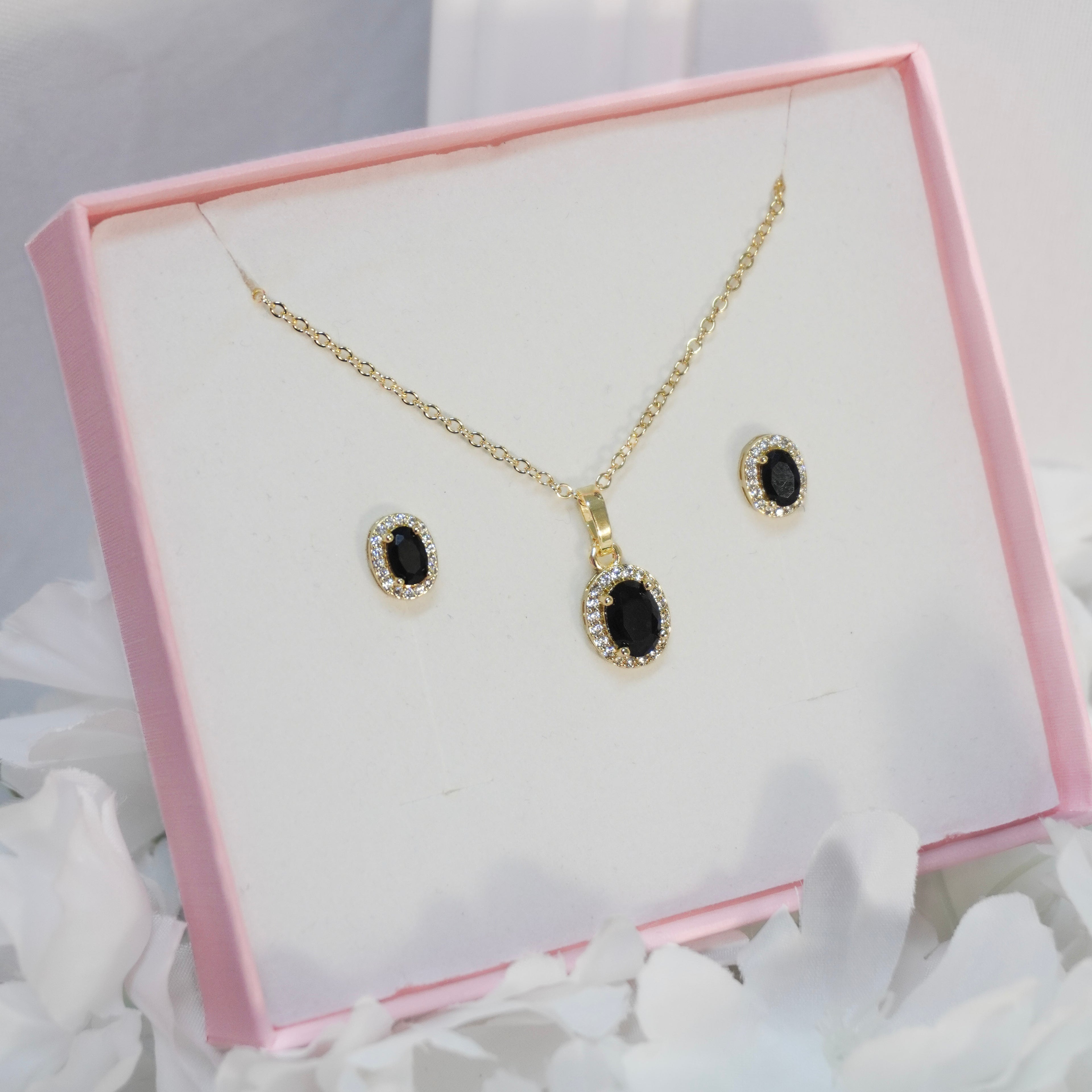 Juego Ópalo Negro con Aretes