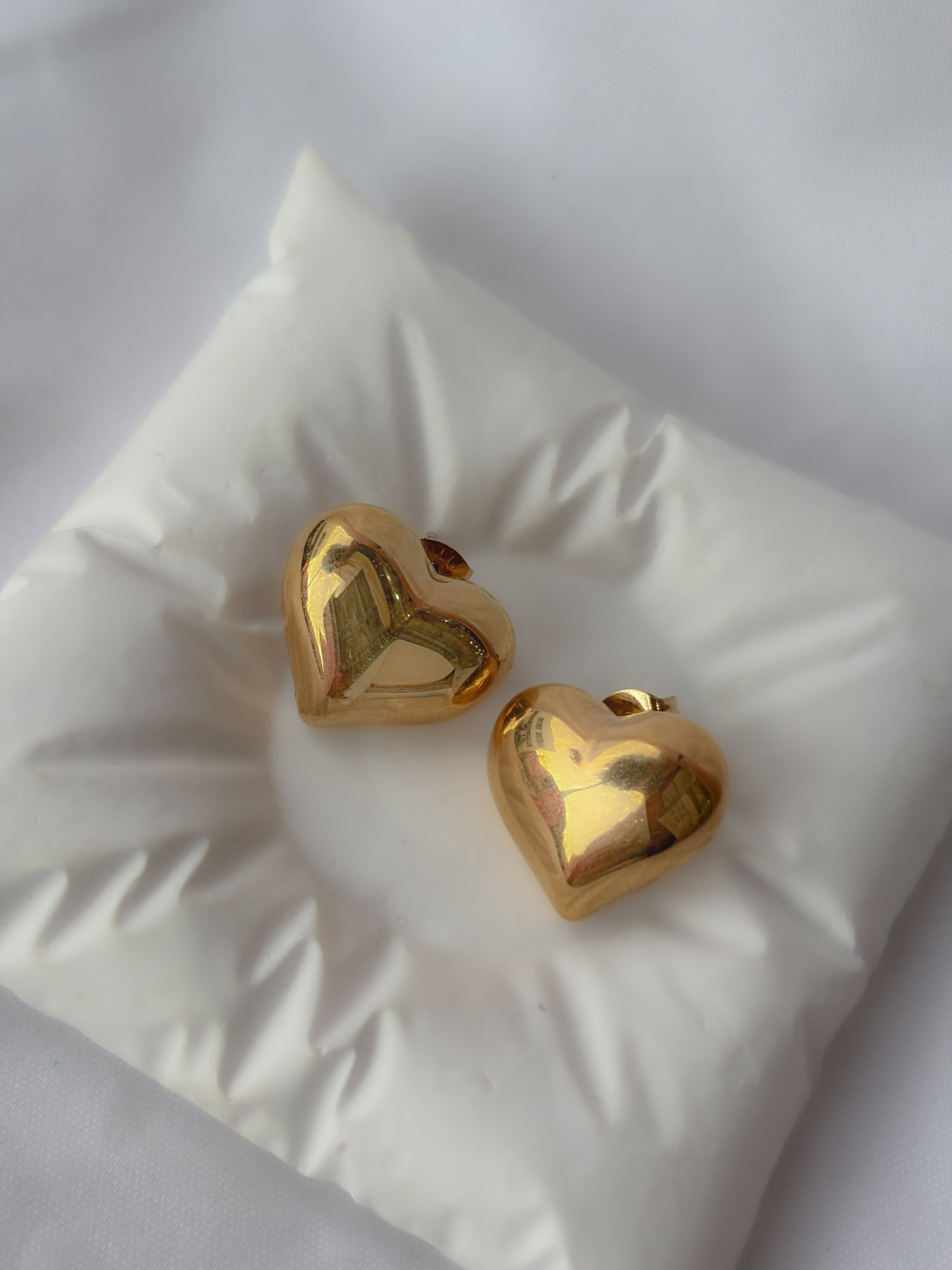 Aretes Amor Eterno