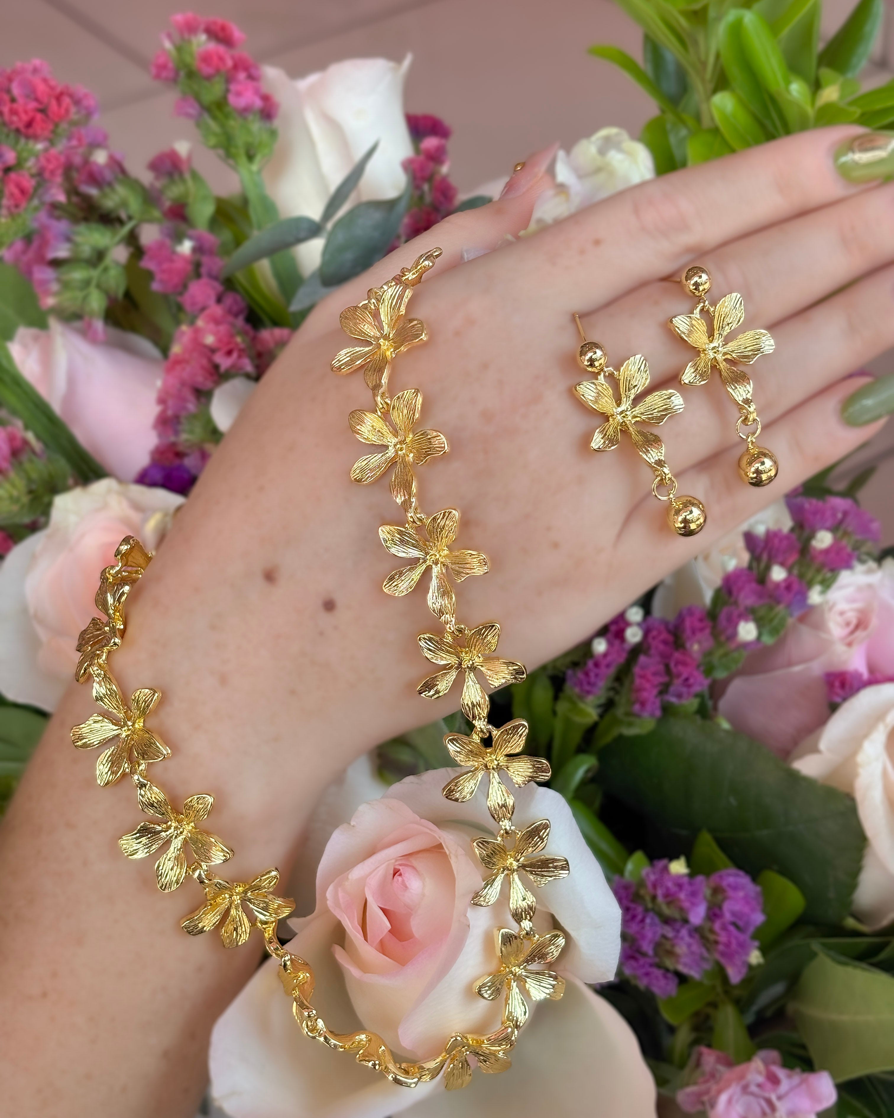 SET FLOR DORADA
