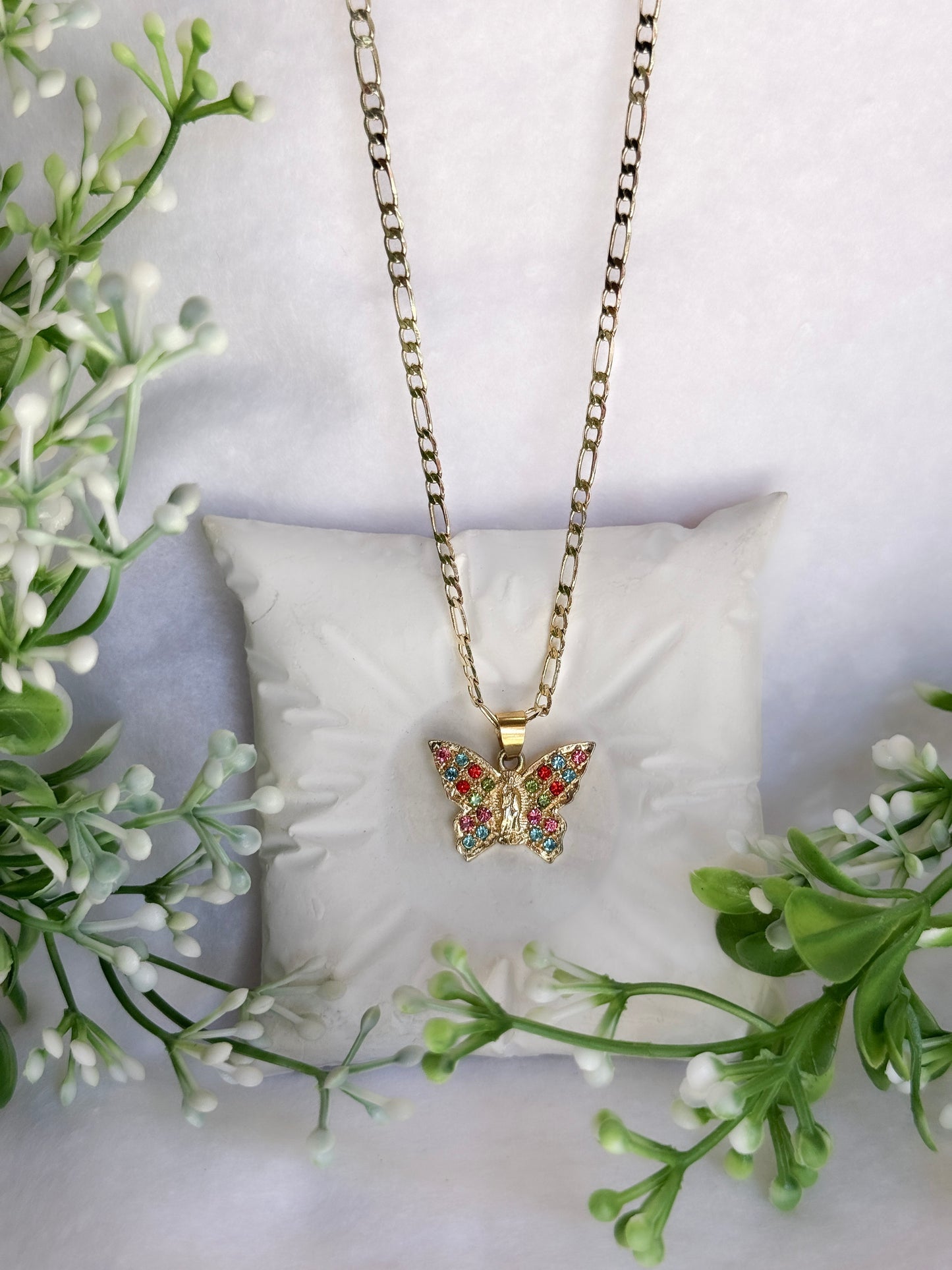 Collar Virgen Mariposa Multicolor