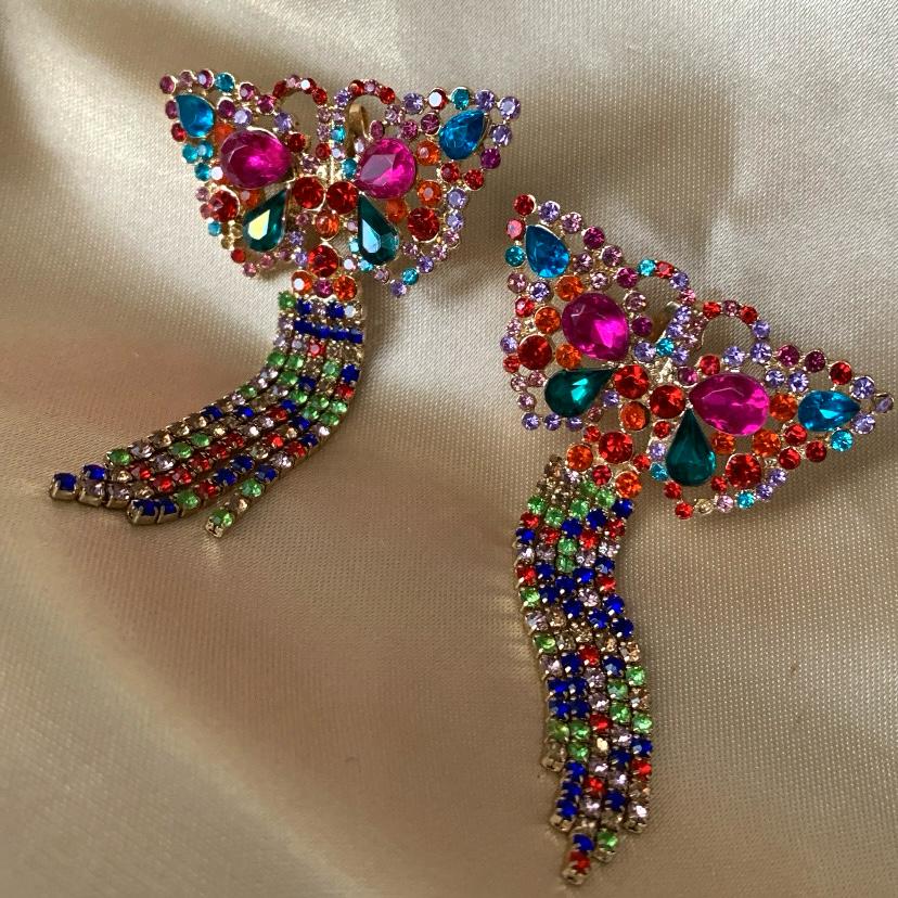 Aretes Mariposa Multicolor