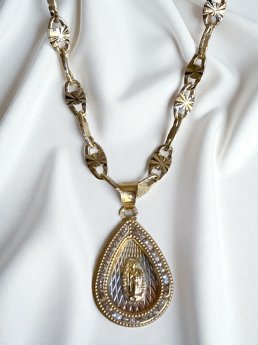 Collar con Virgencita Gota Grande