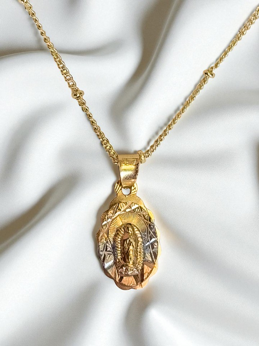 Collar Virgencita Ondulada 3 Oros